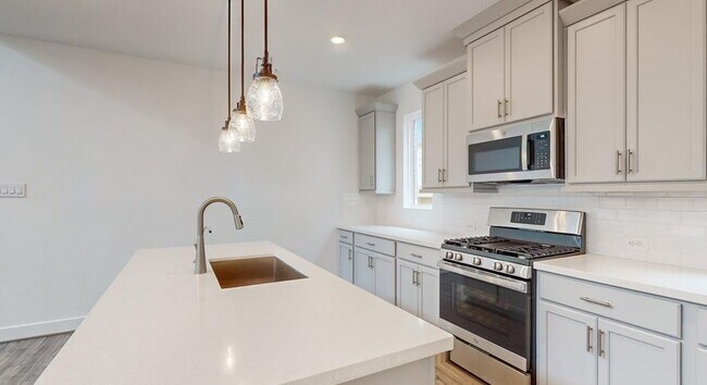 Building Photo - 21623 Lampeter River Ln