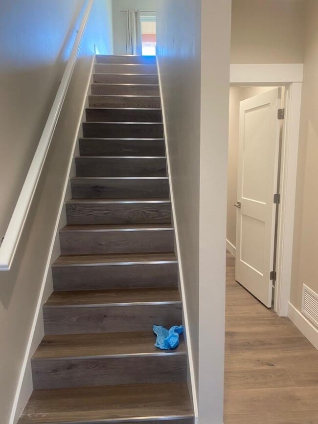 Building Photo - 4431 Deveraux Pl