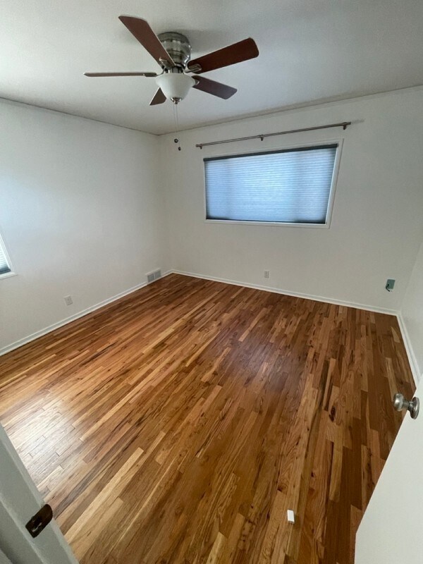 Building Photo - 1030 E Atkin Ave