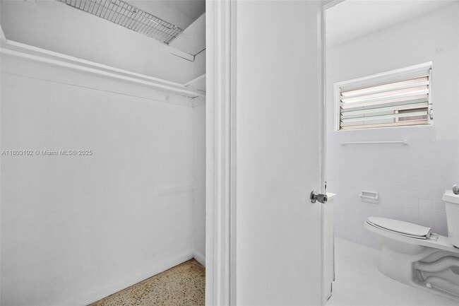 Building Photo - 800 83rd St