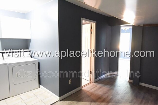 Building Photo - 745 Pacific Ave