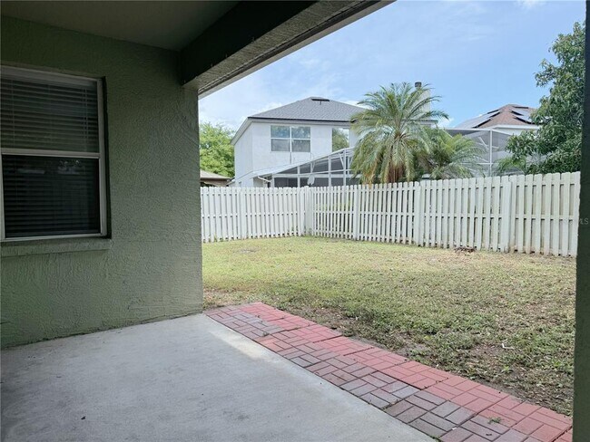 Building Photo - 4932 Bellthorn Dr