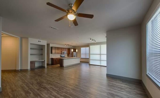 Building Photo - 2 bedroom in Houston TX 77006