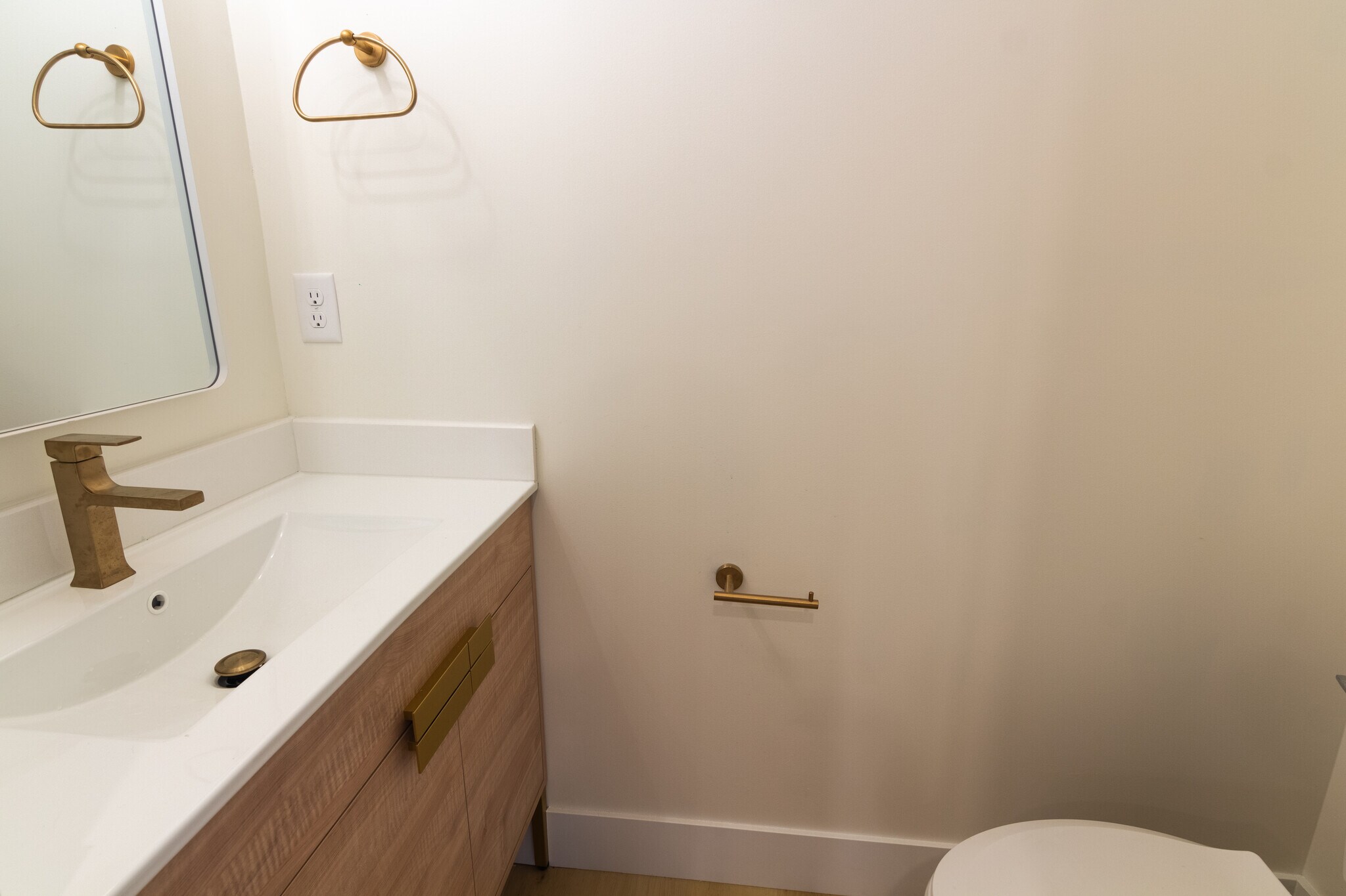 Building Photo - 6547 26th Ave NW