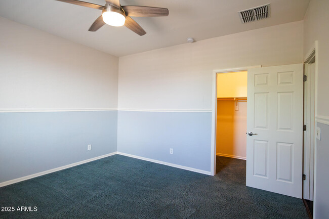 Building Photo - 4522 W Ravina Ln