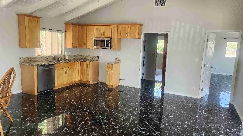 Building Photo - 17251 Gresham St