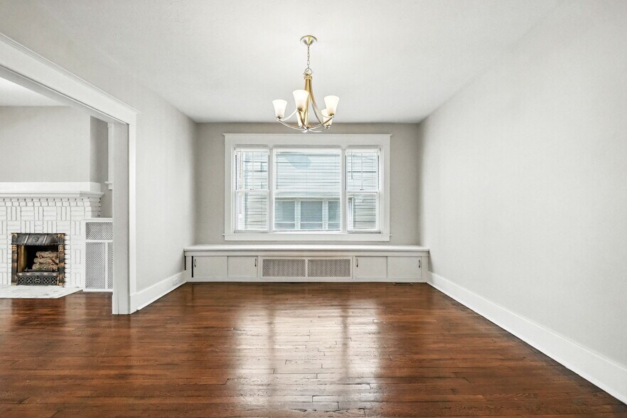 Building Photo - 1525 S Negley Ave