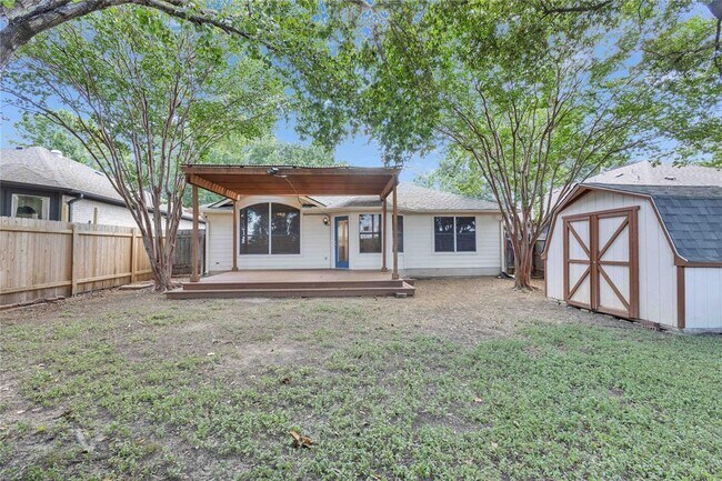 Building Photo - 2625 Gate Ridge Dr