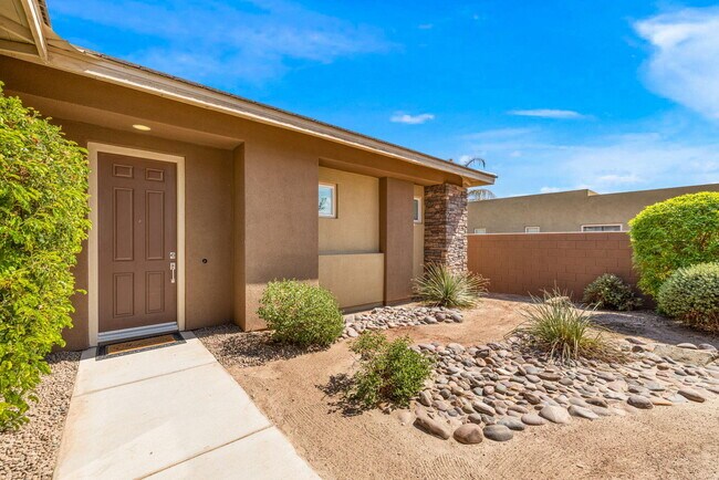 Building Photo - 41252 Gaslight Ave