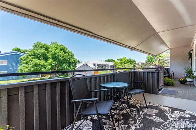 Building Photo - 2301 E Fremont Ave