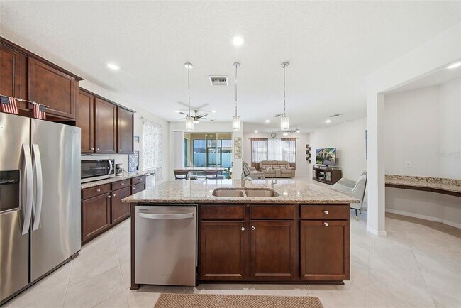 Building Photo - 18930 Willowmore Cedar Dr