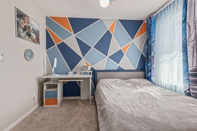 Building Photo - MODERN DESIGNED 4-BED, 3-BATH HOME IN SOUT...