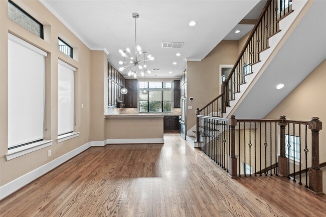 Building Photo - 1411 Elgin St