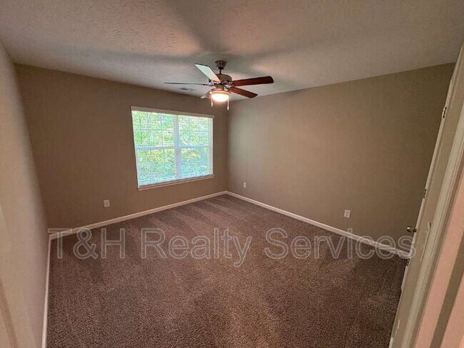 Building Photo - 5657 Brownstone Dr