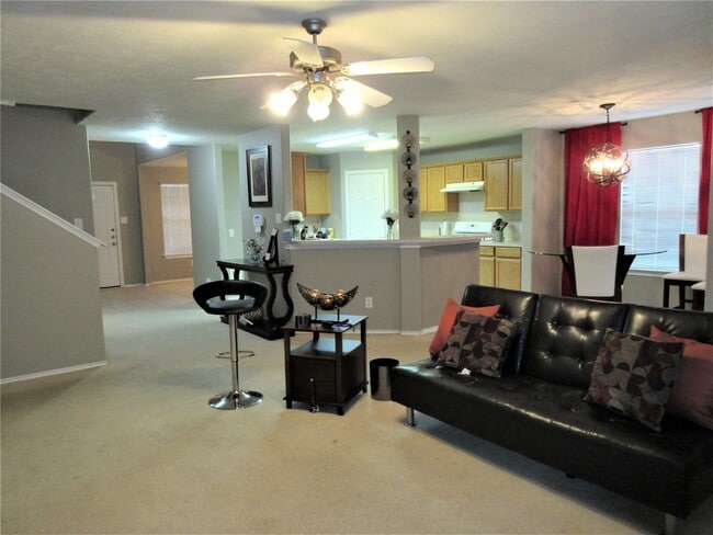 Building Photo - 11323 Harbour Lake Ct