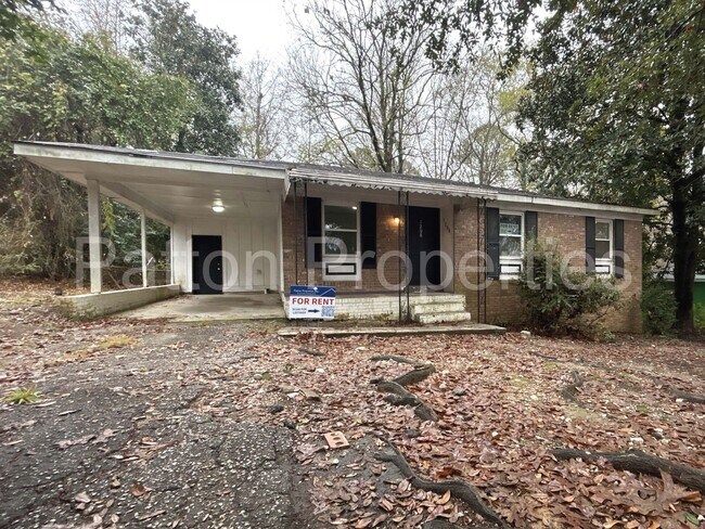 Primary Photo - Crane Forest Home