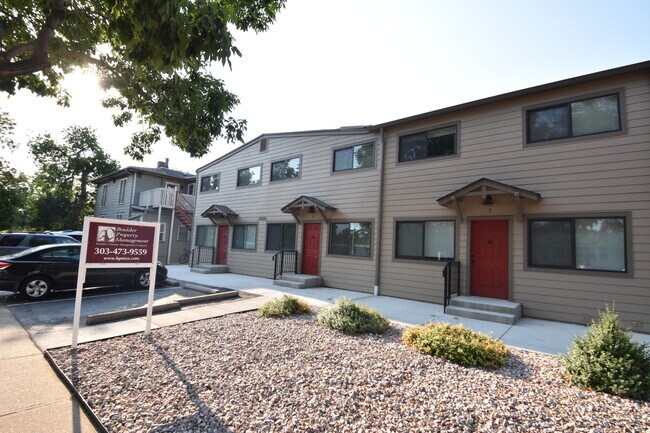 Primary Photo - 2030 Spruce St
