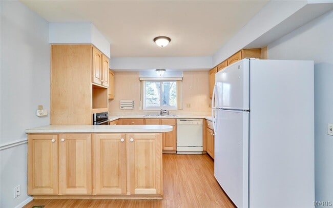 Building Photo - 815 Montmartre Ct