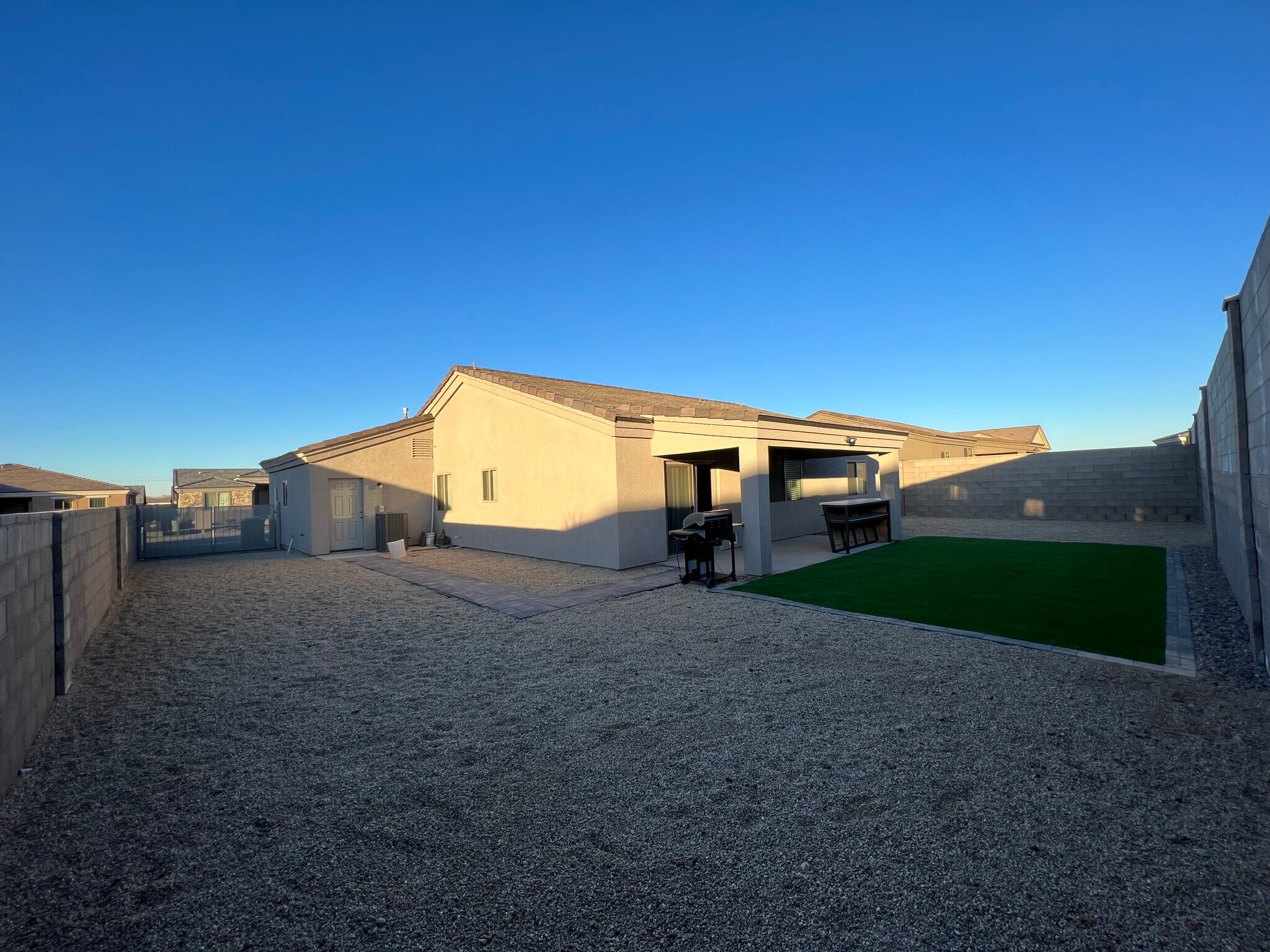 Building Photo - 3618 Carolina Ave