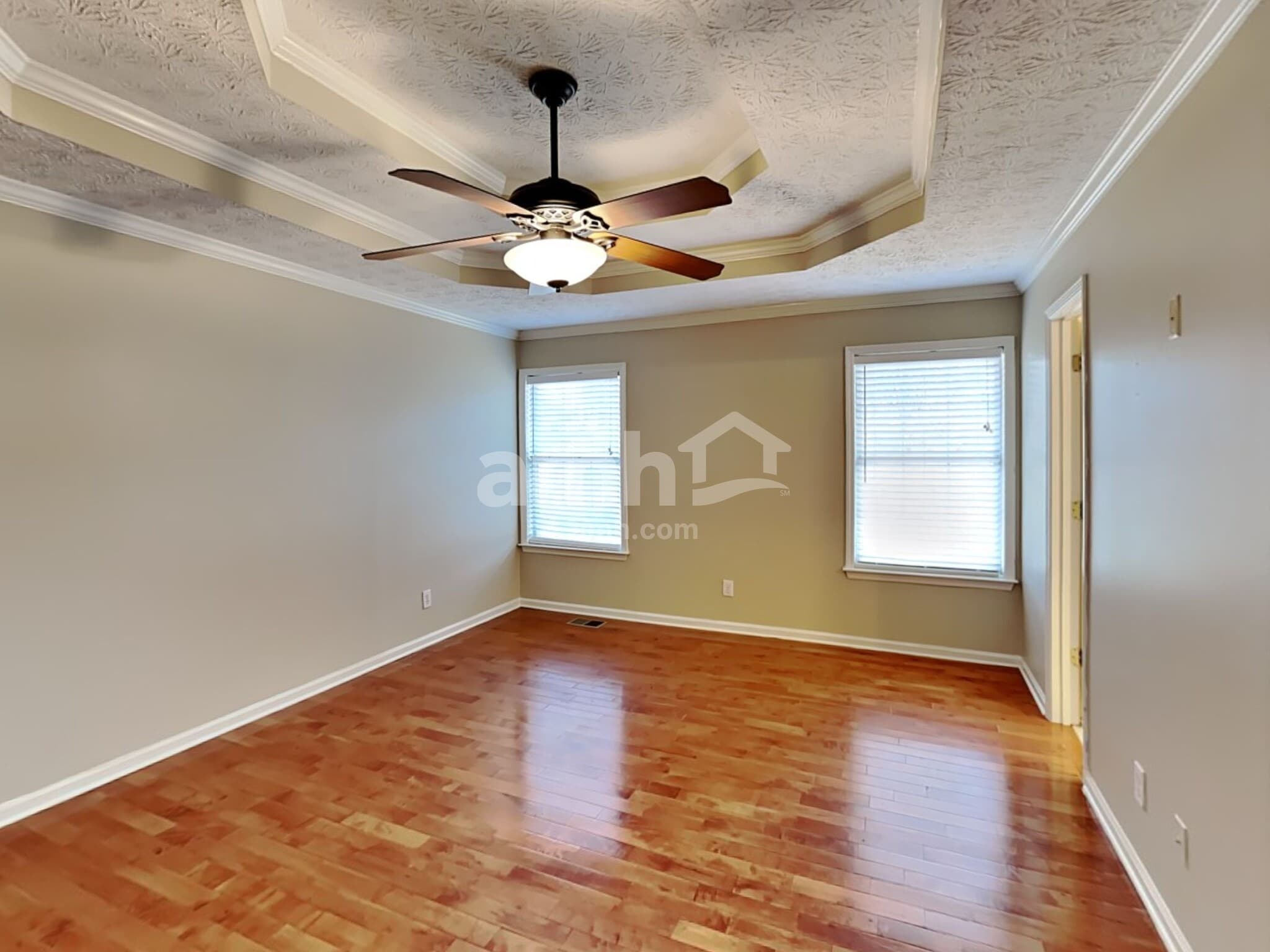 Building Photo - 508 Silver Maple Ln