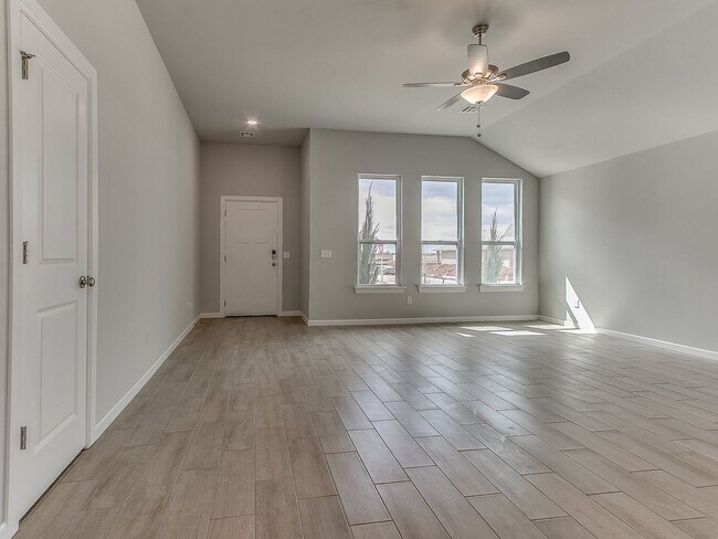 Building Photo - Beautiful New Home!