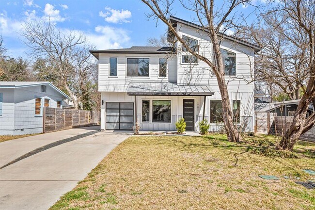 Building Photo - 1702 Cullen Ave