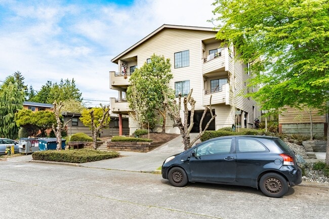 Building Photo - Fido