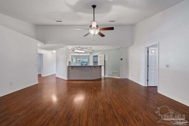 Building Photo - 547 Shiloh Dr
