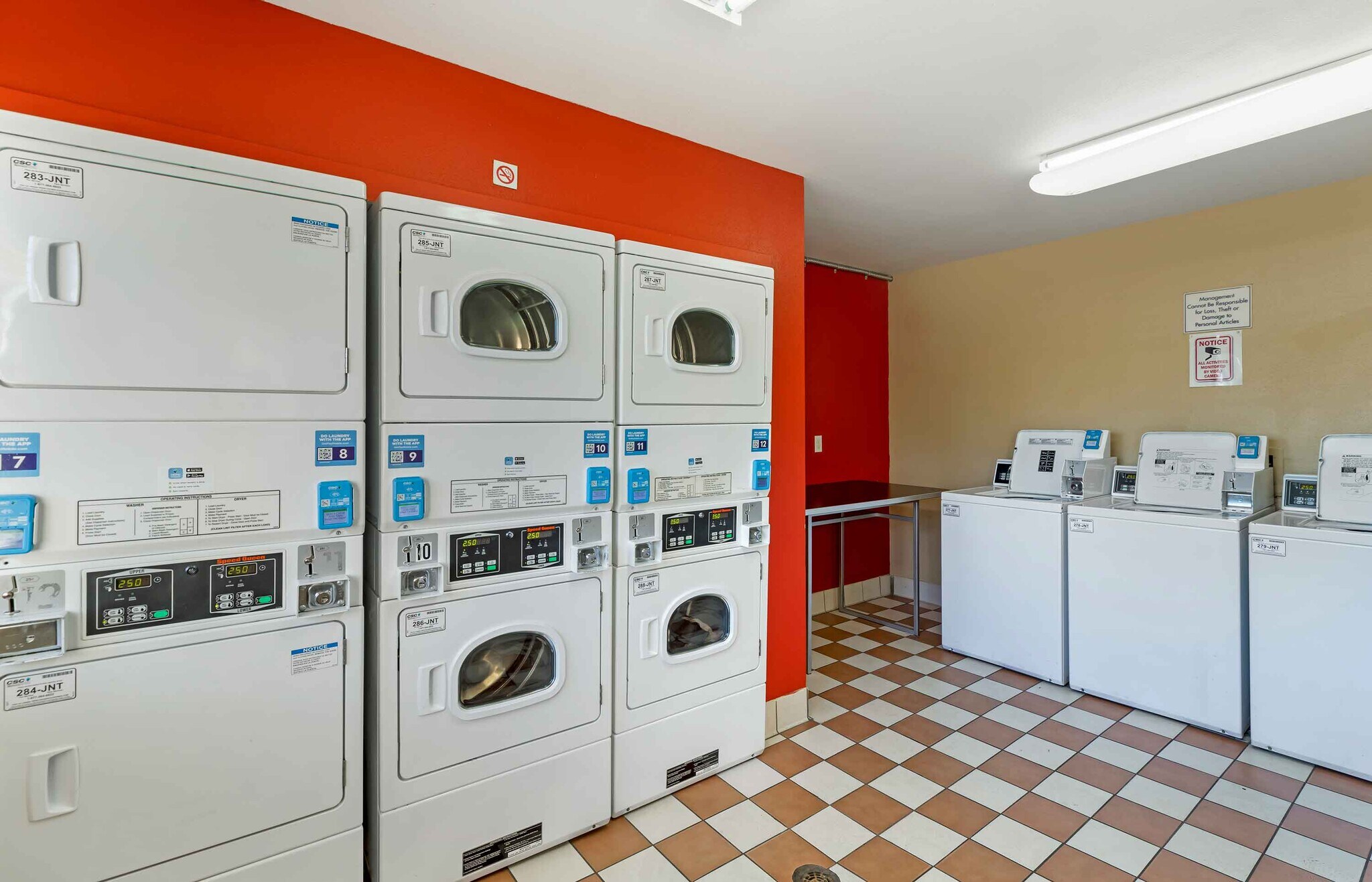 Building Photo - Furnished Studio-Denver - Aurora South