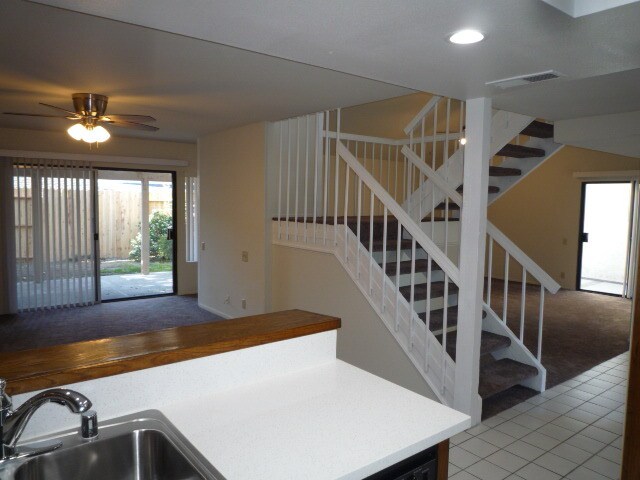 Building Photo - 25366 Felicia Ct