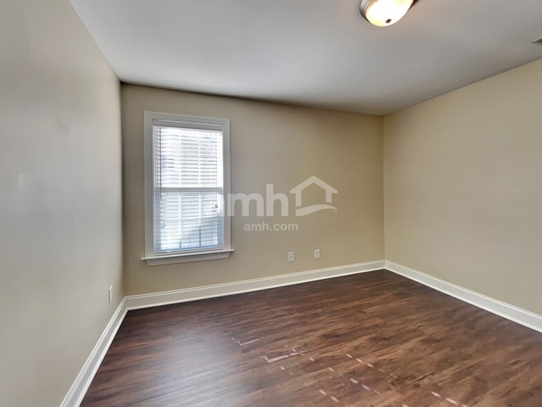 Building Photo - 9535 Waterwood Ct