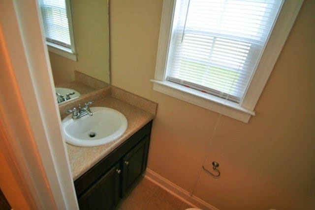 Building Photo - 833 Erika Ln