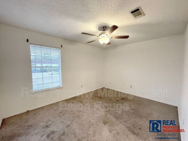 Building Photo - Condo: Jefferson Hills