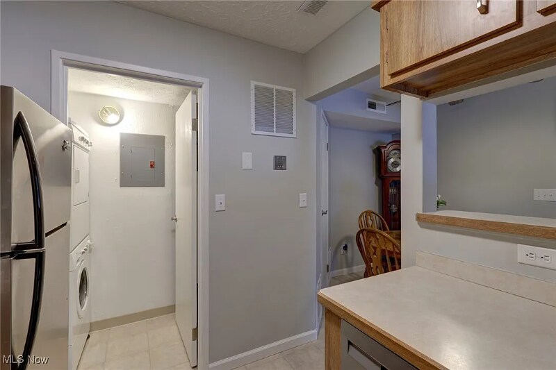 Building Photo - 1200 Tollis Pkwy