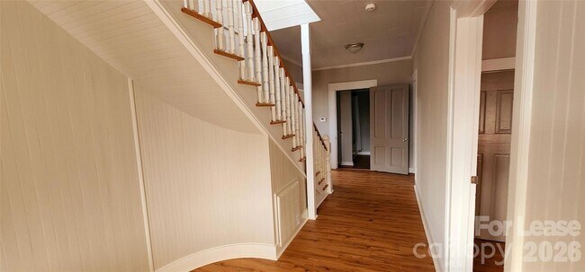 Building Photo - 359 Flat Rock Rd