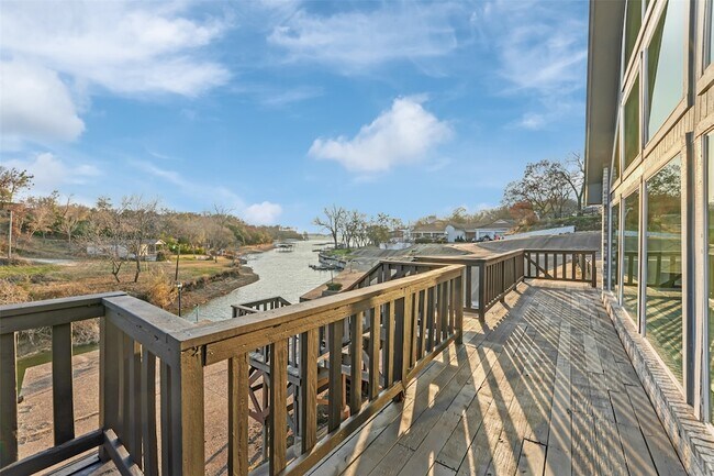 Building Photo - 9568 Houston Hill Rd