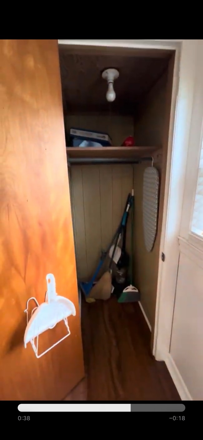 Building Photo - 2619 Crockett Dr