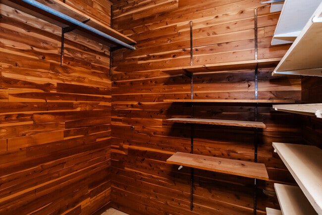 Building Photo - 4222 Prescott Ave