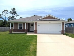 Building Photo - 1651 Ponderosa Dr