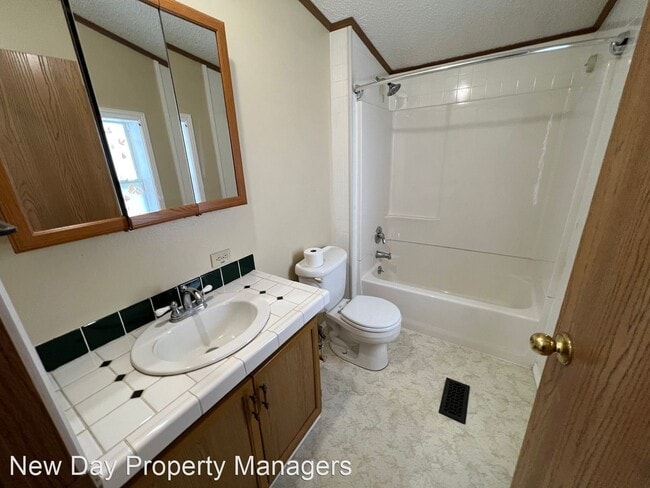 Building Photo - 3 br, 2 bath House - 33 Lone Tree Lane