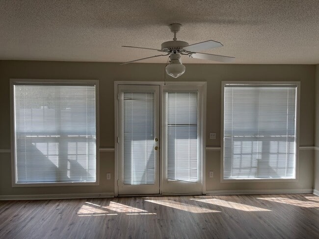 Building Photo - Dunwoody Subdivision