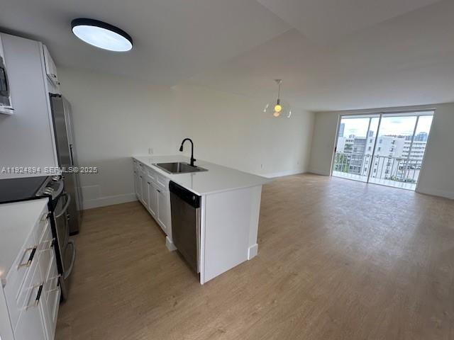 Primary Photo - 2930 Point E Dr