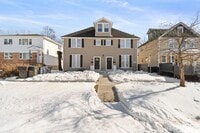 Building Photo - 826 George St