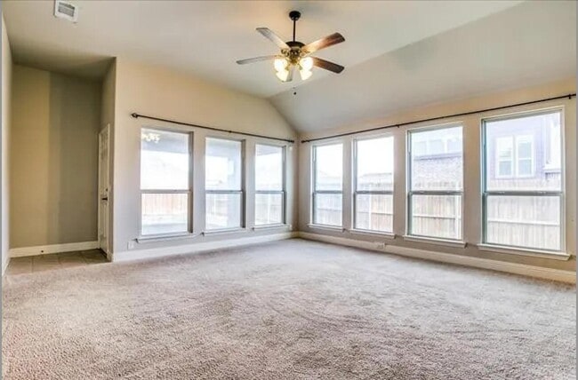 Building Photo - 6625 Thistle Wood Dr