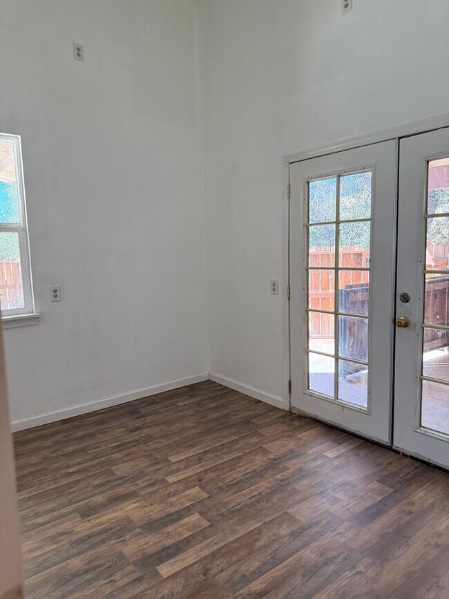 Building Photo - Charming Barndominium Rental with Scenic F...