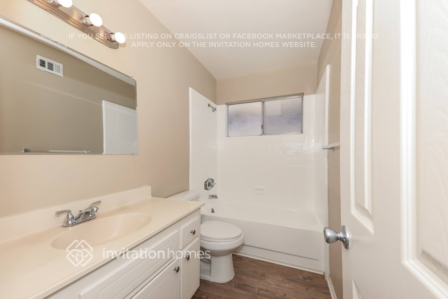 Building Photo - 12761 Harlow Ave