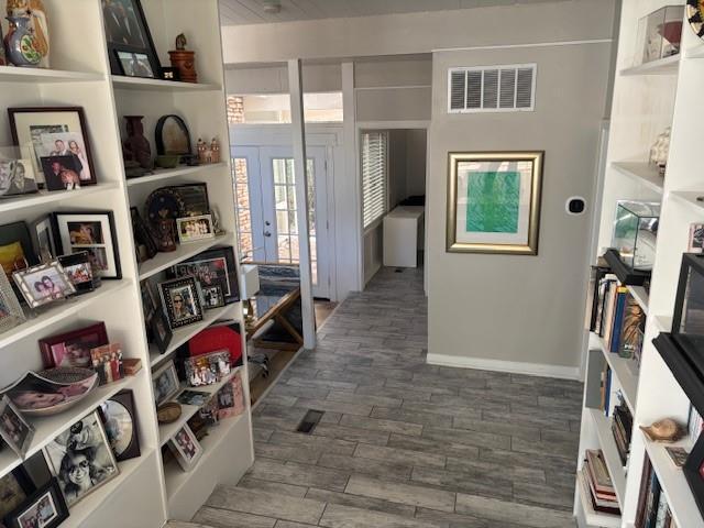 Building Photo - 3400 Stoneridge Rd