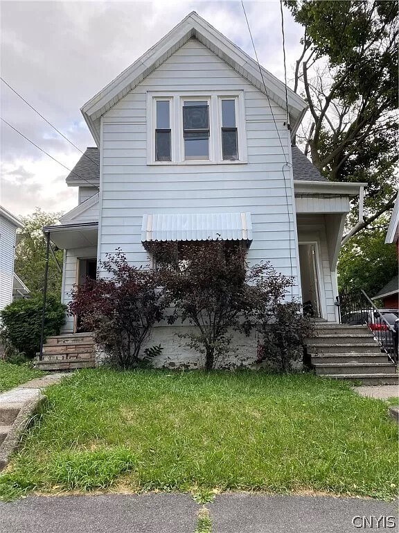 Building Photo - 702 Highland St