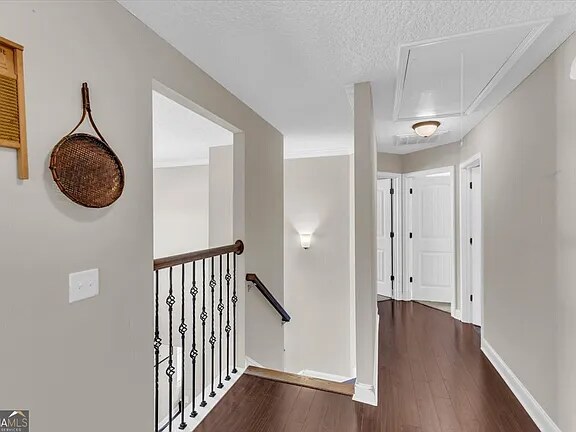 Building Photo - 732 Waterlily Ct