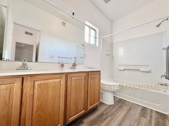 Building Photo - 4995 S Terrain Dr